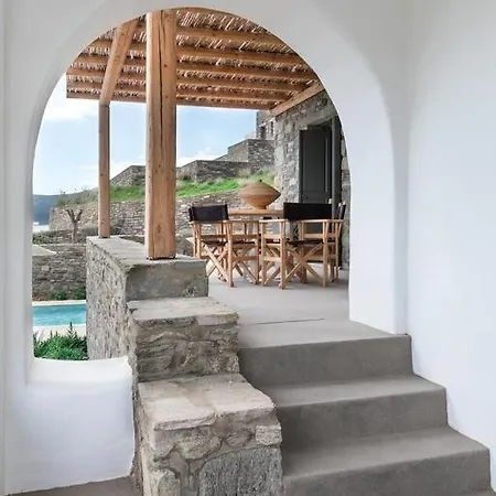 Hotel Platinum Paros - 4 Bedrooms - Indigo - Sea View & Private Pool - Naousa Kolympithres